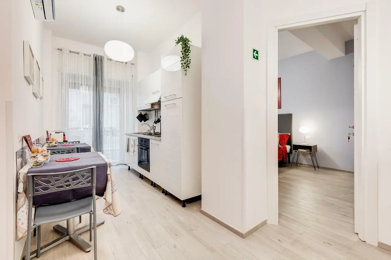 I Cantoni di Roma Guest House 2*,